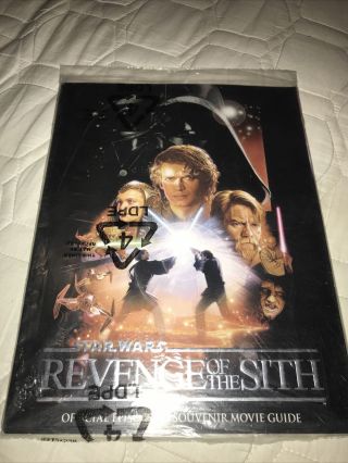 Star Wars Revenge Of The Sith Official Episode Iii Souvenir Movie Guide Book