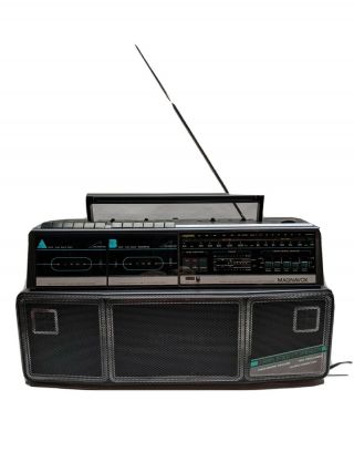 Magnavox D8300 Vintage Dual Cassette Player Recorder Am/fm Radio Boom Box