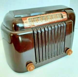 Vintage Bendix Model 0526a Bakelite Tube Radio 1946