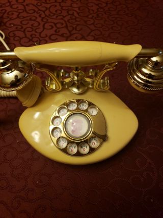 Vintage Radio Shack Model 43 - 324a Rotary Phone Ivory And Gold Tone -