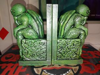 Hand - Painted Resin Cthulhu Bookends H.  P.  Lovecraft Miskatonic Arkham R 