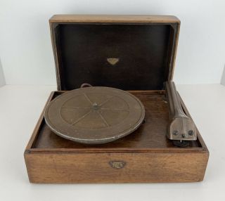 Vintage 1930s Rca Victor Model R - 93 Portable Turntable Phonograph