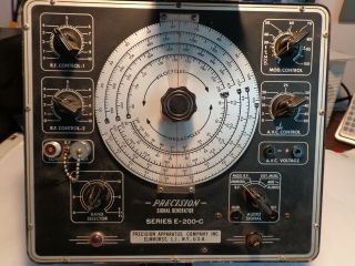 Vintage Precision Signal Generator Model E - 200 - C