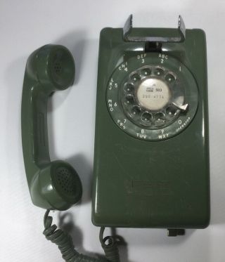 Vintage Stromberg Carlson Avocado Green Rotary Dial Wall Telephone