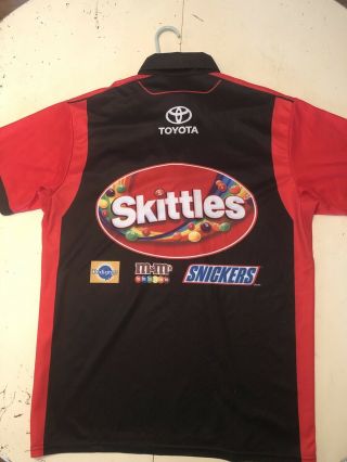 Kyle Busch 18 Skittles/Joe Gibbs Racing Pit Crew Shirt - M 3