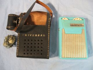 Vintage Blue Universal Pocket Am Transistor Radio