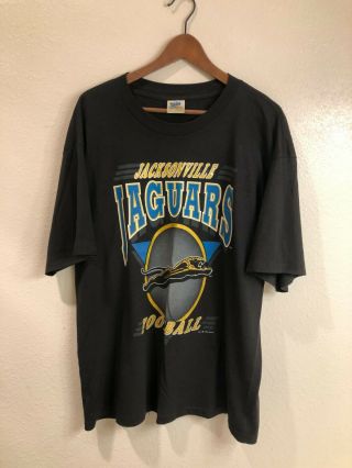 Jacksonville Jaguars Vintage 1994 Inaugural Season T - Shirt (size: L)