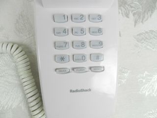 Radio Shack 43 - 3905 Push Button Wall Mount Telephone Corded Phone w/ Caller ID 3