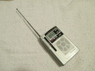 Vintage Grundig G4 Executive Traveler 8 Band Portable Radio/short Wave