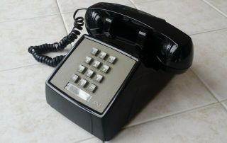 Vintage Western Electric 2500dmg At&t Black Touch Tone Desk Telephone