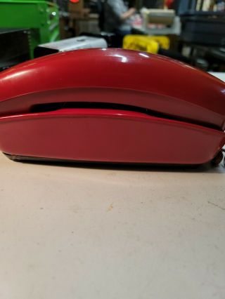 Vintage Western Electric Trimline Desk Telephone In Red Color - 1d