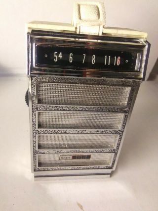 Vintage Sears Solid State Transistor Radio great (no cracks) 3