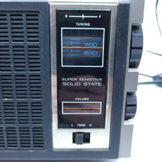 Vintage Sony TR - 6500 Sensitive Solid State AM Transistor Tabletop Radio 2