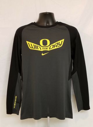 Oregon Ducks Nike Team Issued Dri - Fit Long Sleeve Shirt Win The Day Men 