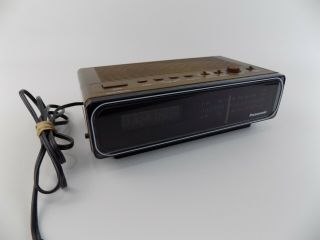 Vintage Panasonic Am/fm Radio Alarm Clock Model Rc - 66 Made In Japan