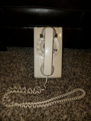 Vintage Bell System At&t Ivory Rotary Dial Wall Mount Phone 228a