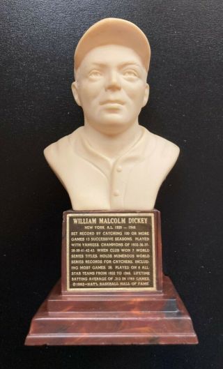 York Yankees William Bill Dickey 1963 Hof Hall Of Fame Bust Mlb