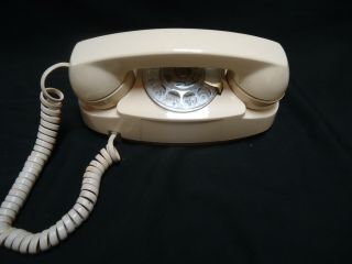 Vtg Retro At&t Princess Beige Rotary Dial Telephone Bell System