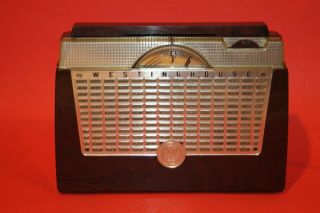 Vintage Westinghouse Model H - 410p4 Am Tube Radio