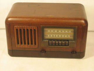 Vintage Westinghouse Model Wr - 184 Tube Radio Wooden " Look "