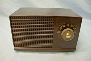 Vintage 1953 Rca Victor Bakelite Tube Radio Model C - X - 521