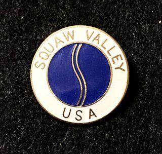 Squaw Valley Usa Skiing Ski Pin Badge California Resort Travel Souvenir Lapel