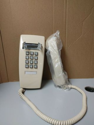 Itt Cortelco 255444 - Mba - 20m Wall Phone Tan Made In Usa Vintage