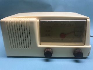 Vintage General Electric Ge Tube Radio W/ Dial Light Has Capacitors