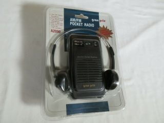 Gran Prix A2090 Am/fm Deluxe Pocket Portable Radio W/ Headphone Set Vintage