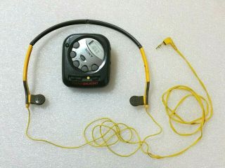 Sony Srf - M35 Walkman Fm/am Stereo Clock Portable Radio And Mdr - A17 Headphones