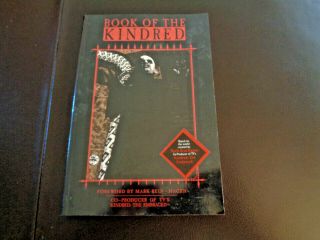 Book Of The Kindred World Of Darkness 1996 White Wolf Sc Nm Vampires Embraced