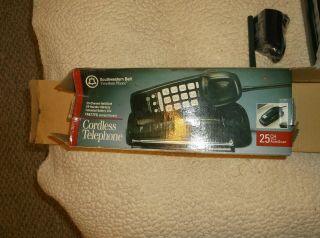 VINTAGE Southwestern Bell FF677FG Freedom Phone CORDLESS TELEPHONE GREEN 3