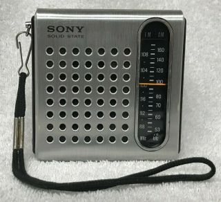 1970s Sony Model Tfm - 3750w Am / Fm Solid State 9 Transistor Radio W/ Hand Strap