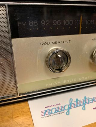 Vtg Emerson Solid State AM / FM Radio Model 31T68w Vintage 120 Volts 9WT 3