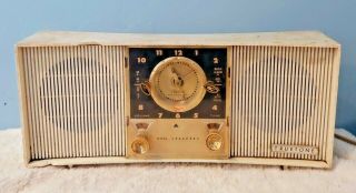 Vintage Truetone Am Clock Radio White Dual Speakers –