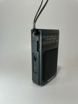 Vintage Radio Shack Am/fm Portable Pocket Radio Model 12 - 727