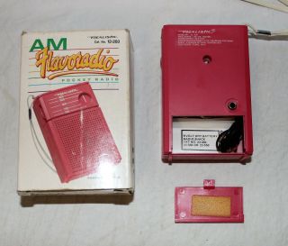 Vintage Radio Shack Realistic Am Flavoradio No.  12 - 203 Pocket Radio Pink