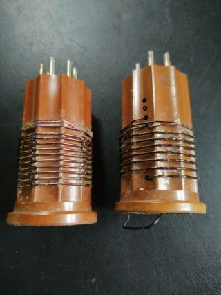 2 Vintage Hammarlund Ham Radio Plug In Coils One 5 Pin One 6 Pin Bakelite ?