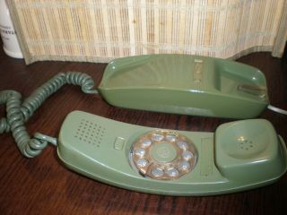 Western Electric Avocado Green Trimline Bell Telephone Rotary Dial 2
