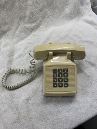 At&t 2500mmgj Touch Tone Telephone