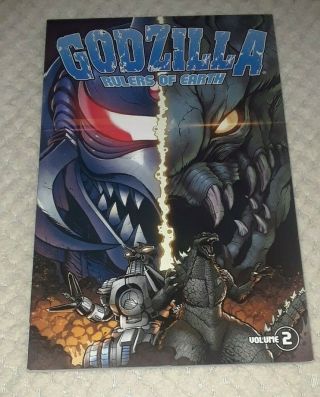 Godzilla: Rulers Of Earth Volume 2 : Rulers Of Earth Volume 2 By Chris Mowry (2…
