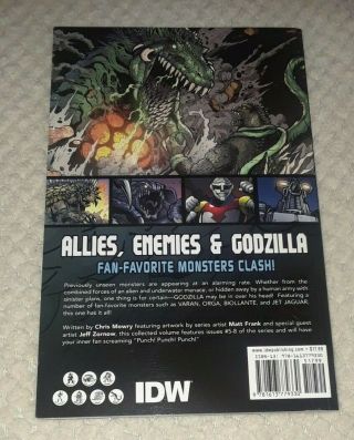 Godzilla: Rulers of Earth Volume 2 : Rulers of Earth Volume 2 by Chris Mowry (2… 2
