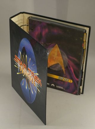 1997 Star Trek Universe 3 - Ring 3 " Binder With File Cards Inside