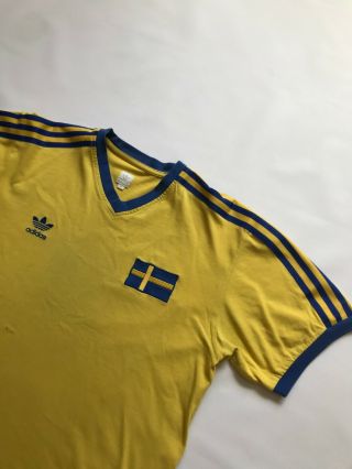 Adidas FIFA World Cup 2006 Men ' s T Shirt Tee Sweden Vintage 3