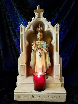Antique Pennsylvania Statuary Jesus Infant Of Prague Chalkware Statue Shrine