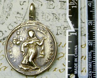 ANTIQUE 18TH CENTURY BRONZE MEDAL ST CLARE OF ASSISI & ST PASCHAL BAYLON 3