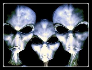 4.  5 " Three Creepy Aliens Vinyl Sticker.  Area 51,  Abduction,  Ufo Decal For Car.