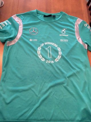 T - Shirt Men’s Amg Petronas Formula One Gp Winners 2016 Size Medium By Branded Lo