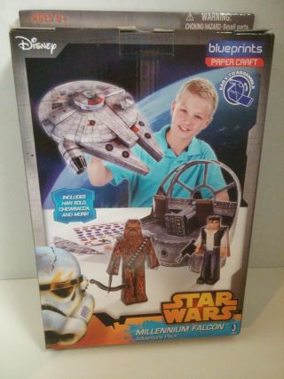 Star Wars Millennium Falcon Adventure Pack Papercraft Playset Han Solo Chewbacca