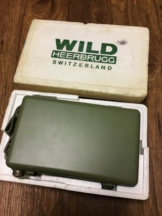 Wild Heerbrugg - Switzerland - Battery Box 4.  5v 3v Vintage - Nos - Very